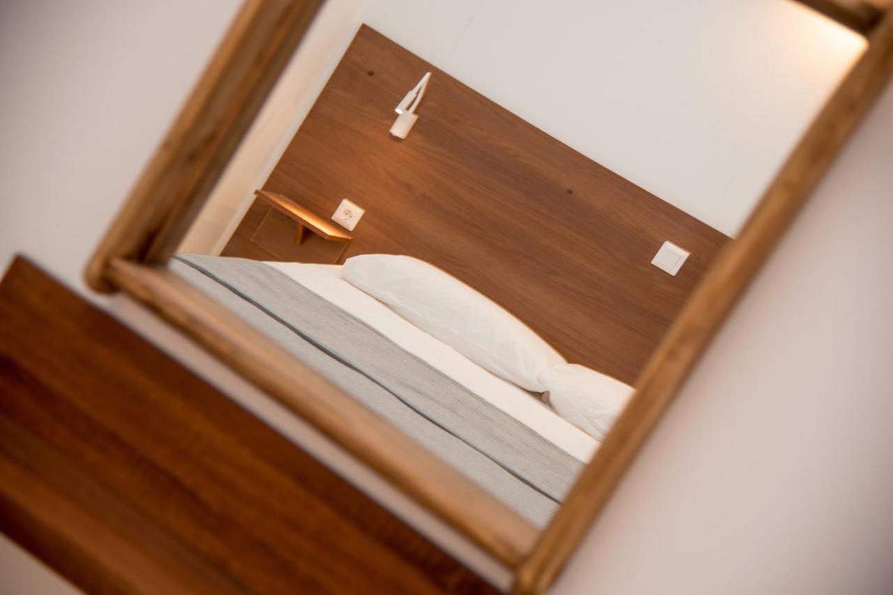 Heliades Suites Pandéli Kültér fotó