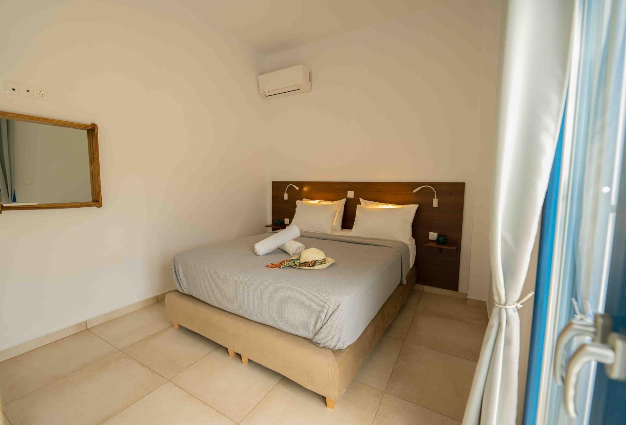 Heliades Suites Pandéli Kültér fotó